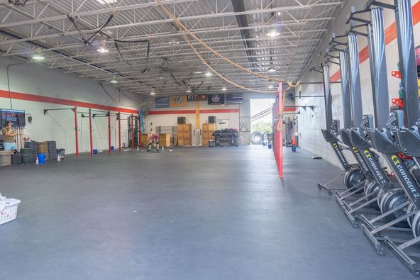 385 Industrial Dr, Mount Juliet, TN 37122
